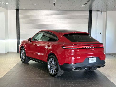 New 2026 Porsche Cayenne Coupe image 3