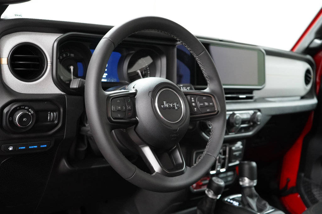 Certified 2025 Jeep Wrangler Unlimited Sport S 4xe AWD/4WD image 13