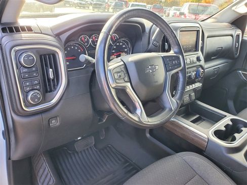 Used 2022 Chevrolet Silverado 1500 RST w/ Redline Edition image 8