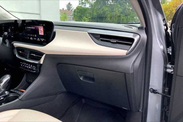 Used 2024 Buick Encore GX Avenir w/ Avenir Convenience Package AWD/4WD image 16
