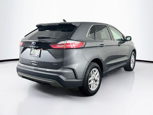 Used 2024 Ford Edge SEL AWD/4WD image 9