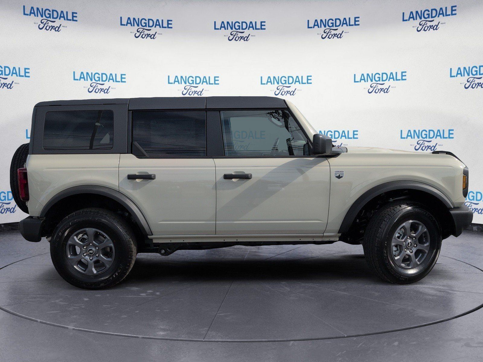 New 2026 Ford Bronco Big Bend AWD/4WD image 3