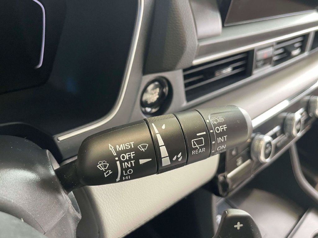 Used 2024 Honda Pilot EX-L image 25