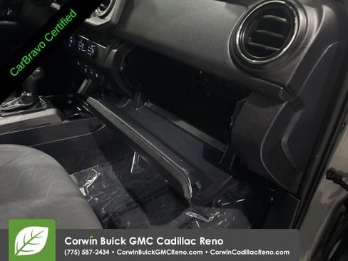 Used 2019 Toyota Tacoma TRD Sport AWD/4WD image 38