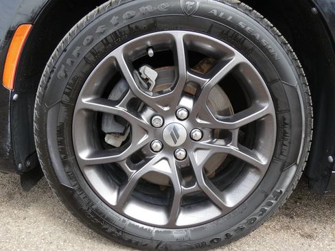 Used 2018 Dodge Charger GT image 19