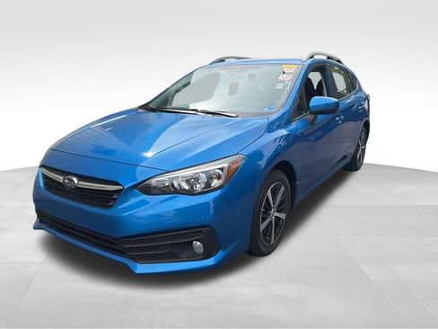 Used 2021 Subaru Impreza 2.0i Premium w/ Popular Package #3 AWD/4WD image 3