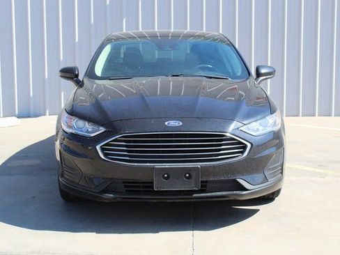 Used 2020 Ford Fusion SE image 5