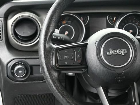 Used 2023 Jeep Wrangler Unlimited Sport AWD/4WD image 27