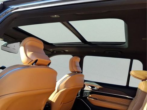 Used 2025 Jeep Grand Cherokee L Summit w/ Advanced Protech Group IV image 15