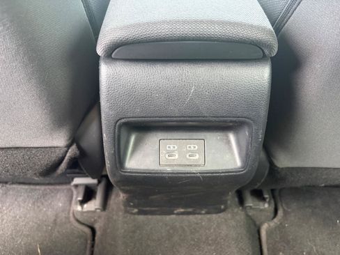 Used 2023 Toyota Corolla LE w/ LE Convenience Package FWD image 17