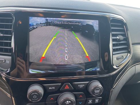 Used 2021 Jeep Grand Cherokee Limited X image 13