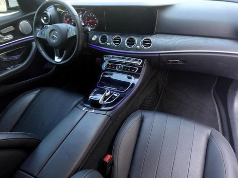 Used 2017 Mercedes-Benz E 300 4MATIC image 11