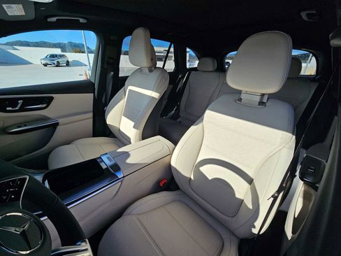 New 2026 Mercedes-Benz GLC 300 4MATIC image 21