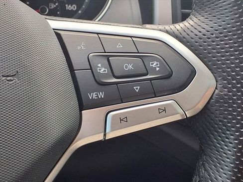 Used 2021 Volkswagen Atlas SE image 16