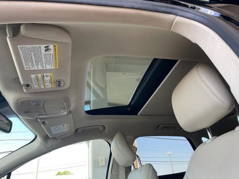 Used 2017 Lincoln MKC Reserve w/ Lincoln MKC Climate Package AWD/4WD image 15