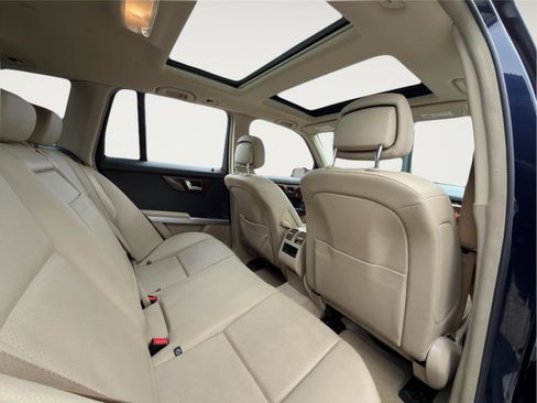 Used 2010 Mercedes-Benz GLK 350 4MATIC image 23