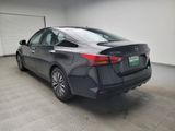 Used 2023 Nissan Altima 2.5 SV image 5