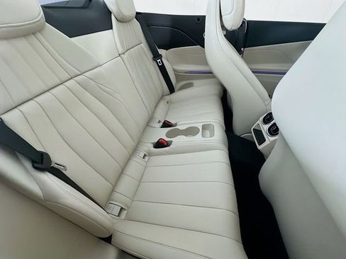 New 2026 Mercedes-Benz CLE 53 AMG 4MATIC Cabriolet image 27