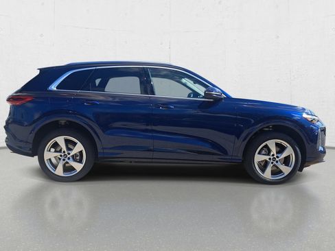 New 2025 Audi Q5 Premium Plus image 4