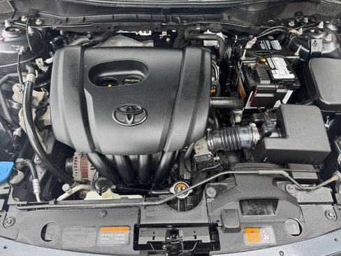 Used 2019 Toyota Yaris LE FWD image 36