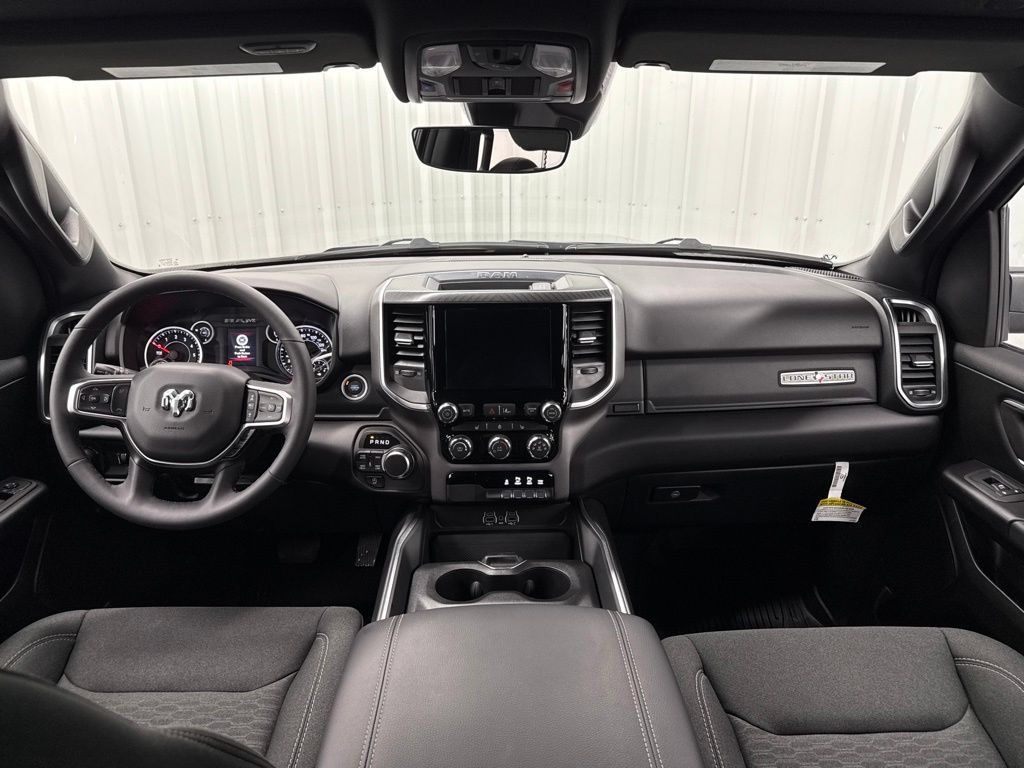Used 2026 RAM 1500 Lone Star AWD/4WD image 17