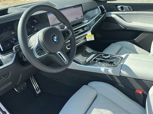 New 2026 BMW X5 M60i image 9
