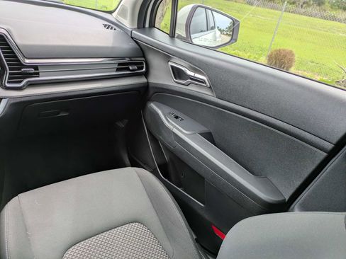 Certified 2023 Kia Sportage LX AWD/4WD image 20