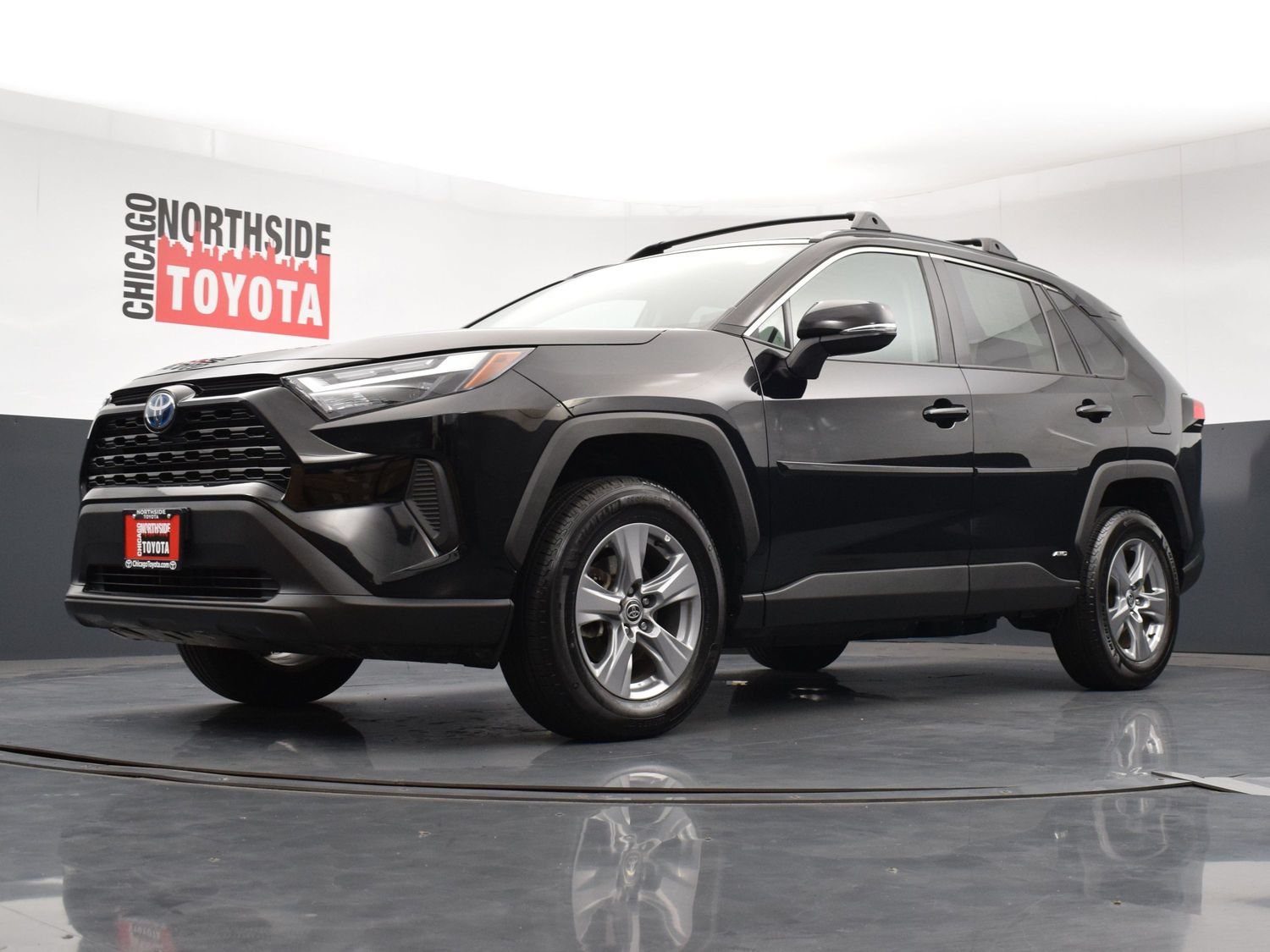 Used 2022 Toyota RAV4 XLE AWD/4WD image 33