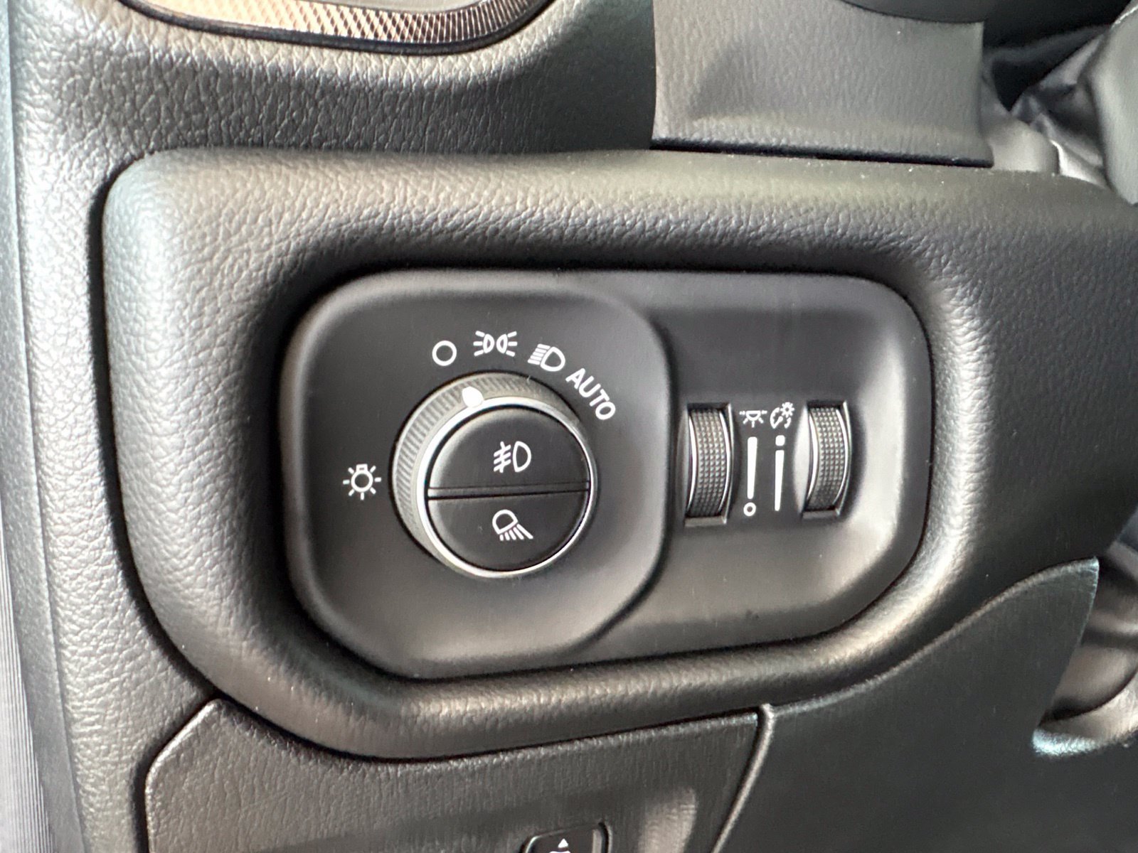 New 2027 RAM 1500 RHO AWD/4WD image 12