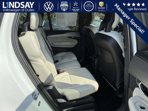 Used 2022 Volvo XC90 T8 R-Design w/ Advanced Package image 12
