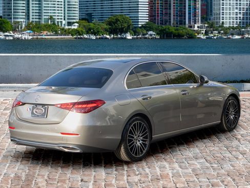 Used 2022 Mercedes-Benz C 300 Sedan w/ Exclusive Trim Package image 5
