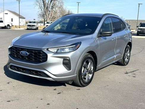 Used 2023 Ford Escape ST-Line w/ Tech Pack #1 image 4