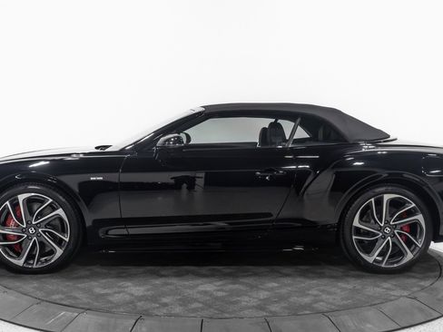 Used 2025 Bentley Continental GT Speed image 15