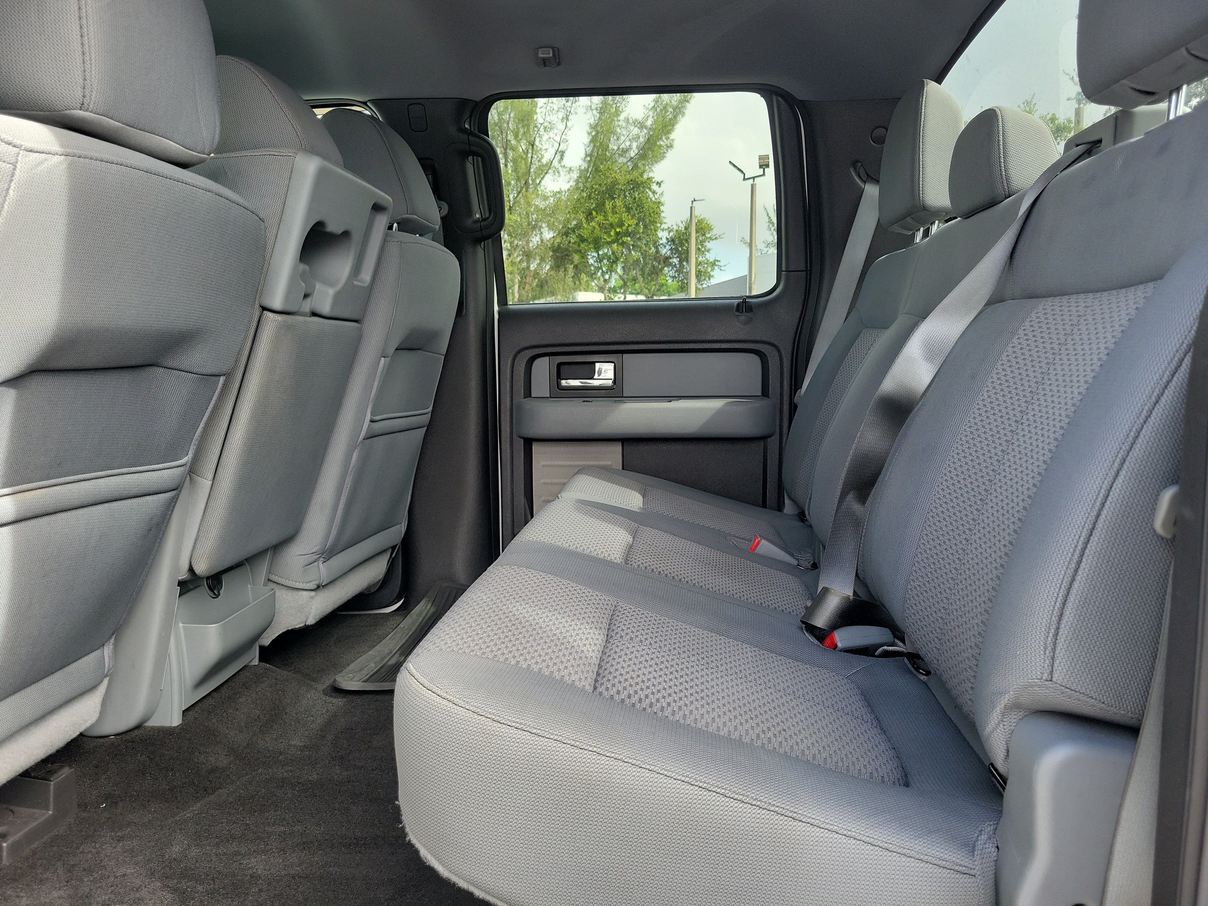 Used 2013 Ford F150 XLT w/ XLT Chrome Pkg AWD/4WD image 14