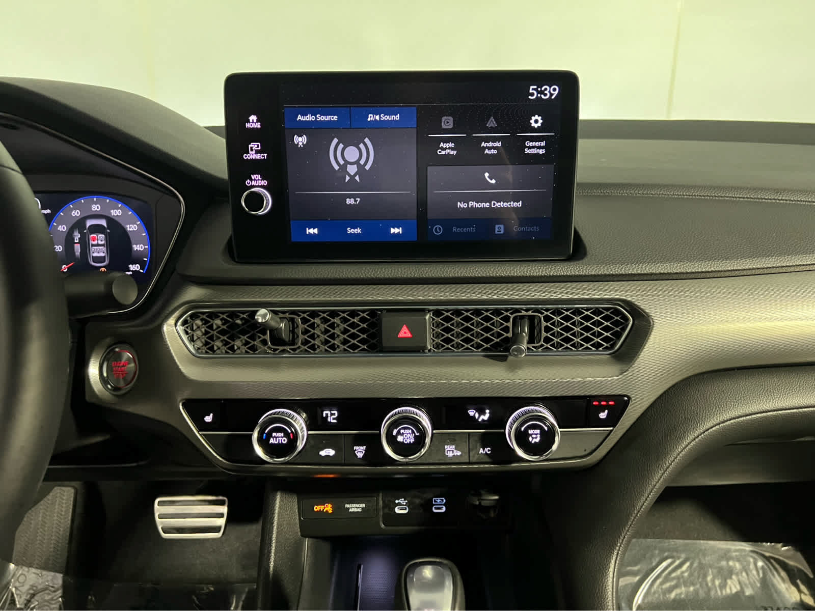 Used 2026 Acura Integra A-Spec FWD image 11