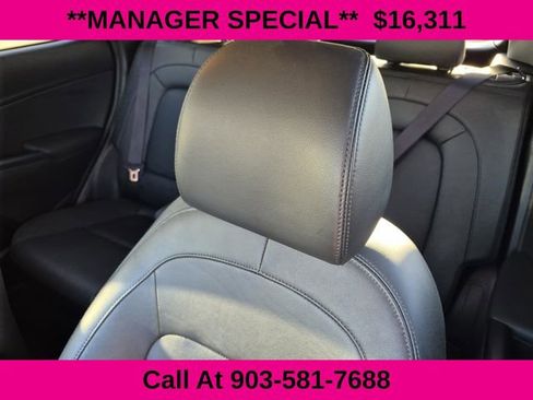 Used 2022 Hyundai Kona Limited FWD image 23