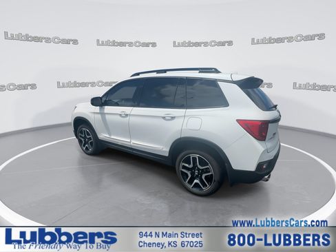 Used 2023 Honda Passport Elite image 6