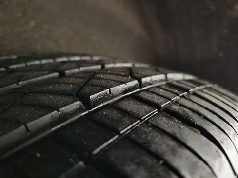 Used 2017 Chrysler Pacifica Touring Plus w/ Tire & Wheel Group image 12