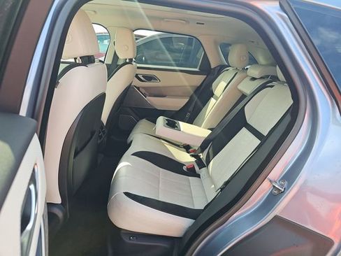 Used 2019 Land Rover Range Rover Velar S image 7