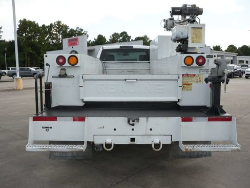 Used 2022 RAM 5500 Tradesman AWD/4WD image 17
