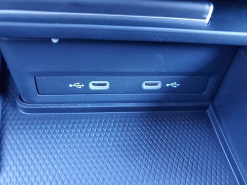 New 2026 Volkswagen Atlas Cross Sport SE FWD image 21