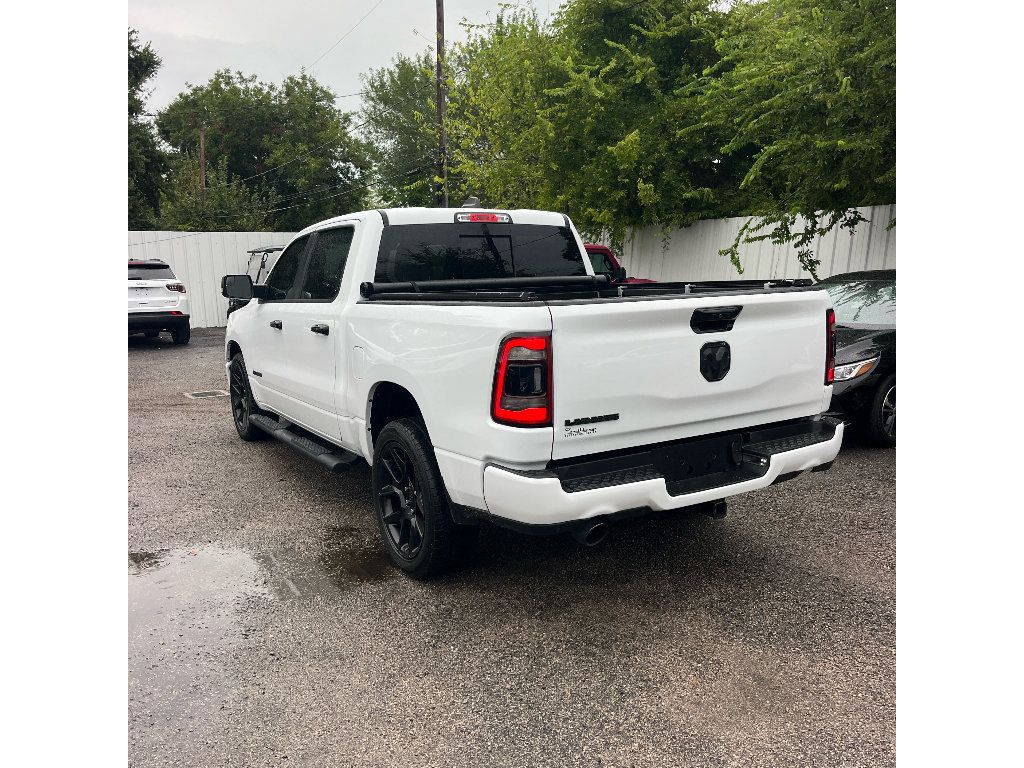 Used 2024 RAM 1500 Laramie AWD/4WD image 5