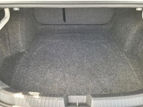 Used 2021 Volkswagen Jetta R-Line FWD image 17