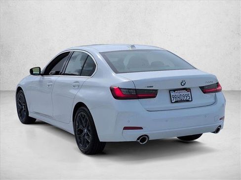 Used 2025 BMW 330i xDrive Sedan w/ M Sport Package AWD/4WD image 8
