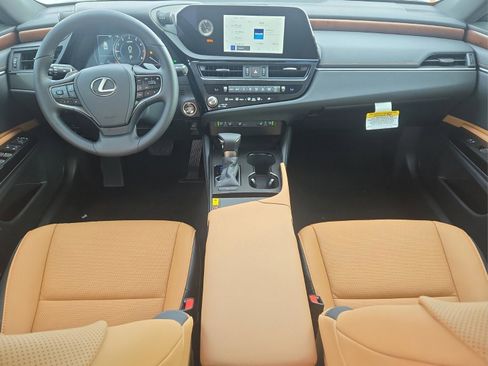 New 2025 Lexus ES 350 w/ Premium Package image 8