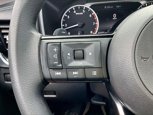 Used 2022 Nissan Rogue SV AWD/4WD image 23