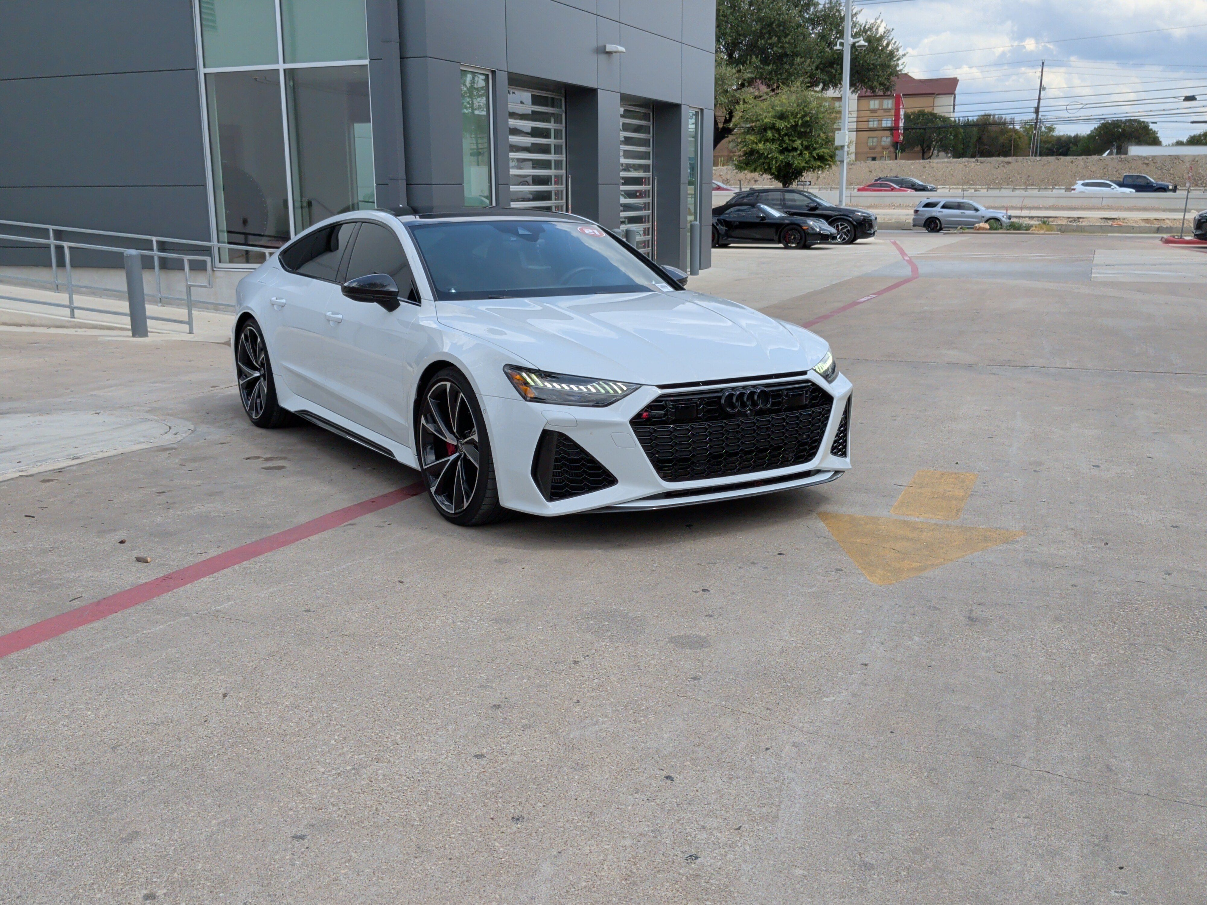Used 2021 Audi RS 7 Sportback w/ Carbon Optic Package AWD/4WD image 2