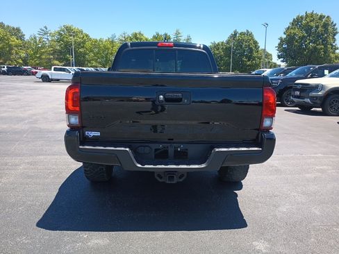 Used 2020 Toyota Tacoma SR w/ SX Package AWD/4WD image 6