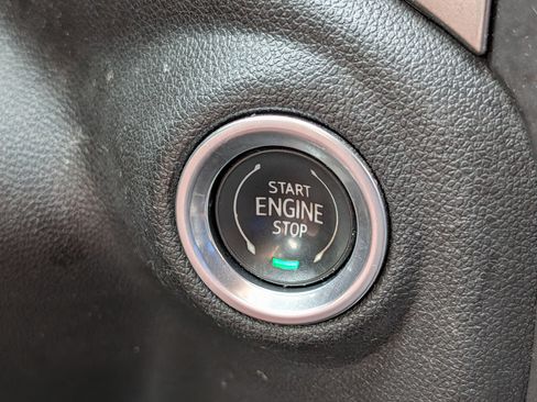 Certified 2022 Chevrolet Silverado 1500 RST AWD/4WD image 22