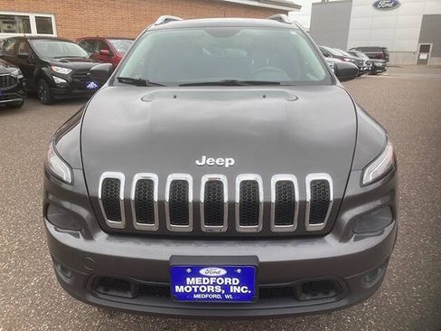 Used 2014 Jeep Cherokee Latitude AWD/4WD image 2